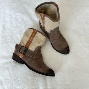 Kelsi Dagger Leather Sherpa Booties Size 8